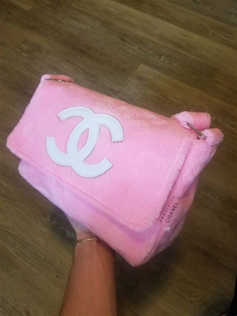 chanel fluffy crossbody bag pantip